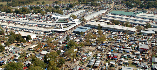 Ariel shot, overhead of canton texas first monday august